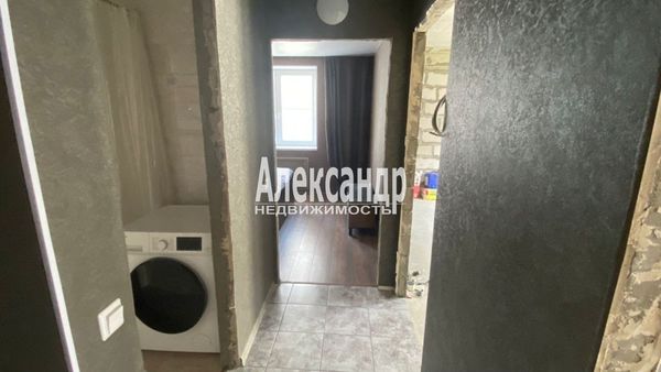 Продам двухкомнатную (2-комн.) квартиру, Екатерининская ул, 12, Мурино п