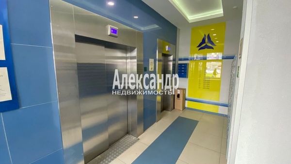 Продам двухкомнатную (2-комн.) квартиру, Екатерининская ул, 12, Мурино п