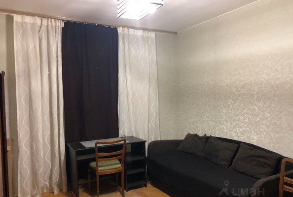 Продам двухкомнатную (2-комн.) квартиру, Сумской проезд, 2к3, Москва г