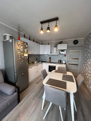 Продам двухкомнатную (2-комн.) квартиру, Петренко ул, 16, Ростов-на-Дону г