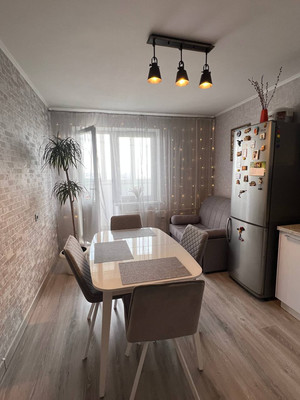 Продам двухкомнатную (2-комн.) квартиру, Петренко ул, 16, Ростов-на-Дону г