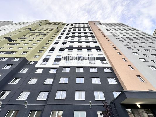 Продам однокомнатную (1-комн.) квартиру, Пейзажная ул, 24к2, Санкт-Петербург г