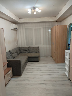 Продам трехкомнатную (3-комн.) квартиру, Туполева ул, 20, Ростов-на-Дону г