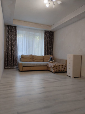 Продам трехкомнатную (3-комн.) квартиру, Туполева ул, 20, Ростов-на-Дону г