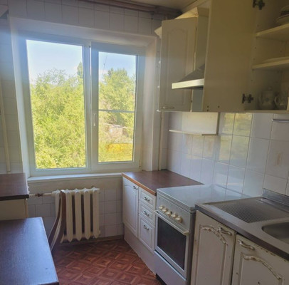 Продам трехкомнатную (3-комн.) квартиру, Зорге ул, 52, Ростов-на-Дону г