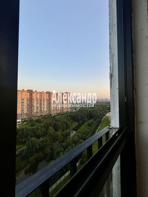 Продам однокомнатную (1-комн.) квартиру, Шоссе в Лаврики ул, 53к2, Мурино п
