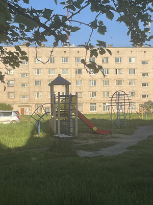 Продам двухкомнатную (2-комн.) квартиру, Победы пр-кт, 81, Каменск-Уральский г