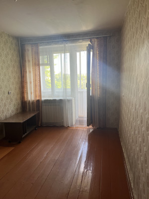 Продам двухкомнатную (2-комн.) квартиру, Победы пр-кт, 81, Каменск-Уральский г