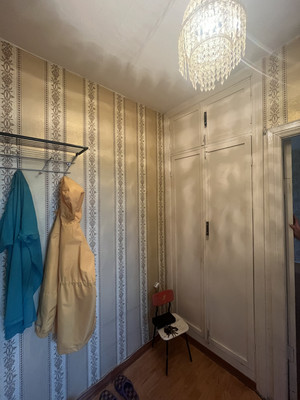Продам двухкомнатную (2-комн.) квартиру, Победы пр-кт, 81, Каменск-Уральский г
