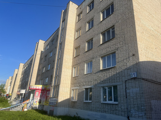 Продам двухкомнатную (2-комн.) квартиру, Победы пр-кт, 81, Каменск-Уральский г