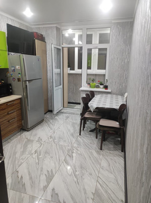 Продам трехкомнатную (3-комн.) квартиру, им. Героя Георгия Бочарникова ул, 8к2, Краснодар г