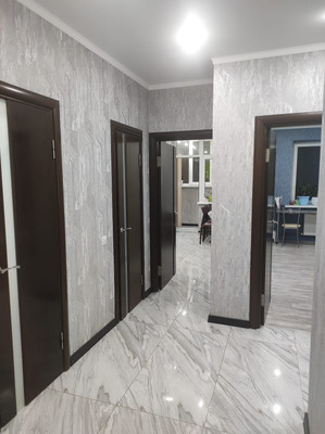 Продам трехкомнатную (3-комн.) квартиру, им. Героя Георгия Бочарникова ул, 8к2, Краснодар г
