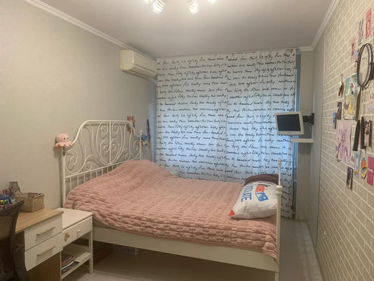 Продам трехкомнатную (3-комн.) квартиру, им. Стасова ул, 130, Краснодар г