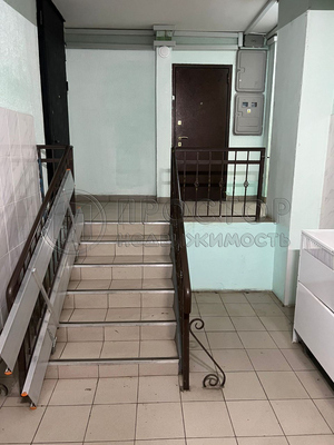 Продам однокомнатную (1-комн.) квартиру, Чертановская ул, 16к1, Москва г