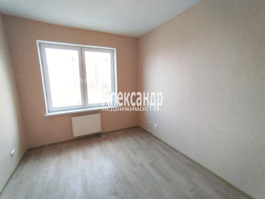 Продам трехкомнатную (3-комн.) квартиру, Шоссе в Лаврики ул, 78к2, Мурино п