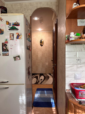 Продам трехкомнатную (3-комн.) квартиру, 40 лет Победы ул, 6, Осиново с