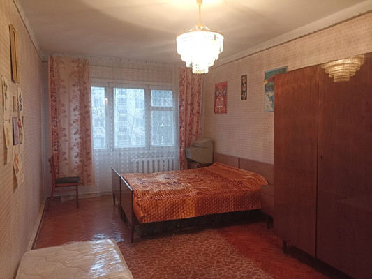 Продам трехкомнатную (3-комн.) квартиру, Депутатская ул, 4, Майкоп г