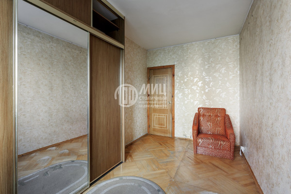 Продам двухкомнатную (2-комн.) квартиру, Тихвинская ул, 9а, Москва г
