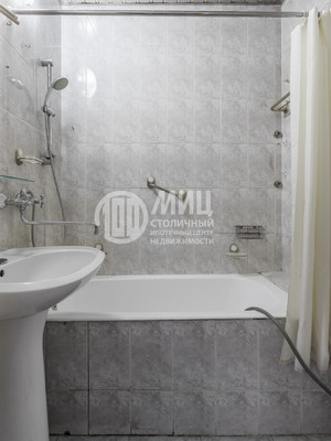 Продам двухкомнатную (2-комн.) квартиру, Тихвинская ул, 9а, Москва г