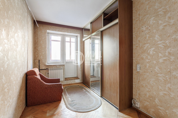 Продам двухкомнатную (2-комн.) квартиру, Тихвинская ул, 9а, Москва г