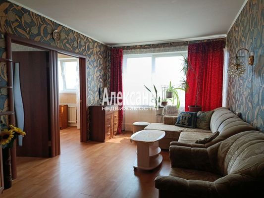 Продам трехкомнатную (3-комн.) квартиру, Ушинского ул, 22/97, Санкт-Петербург г