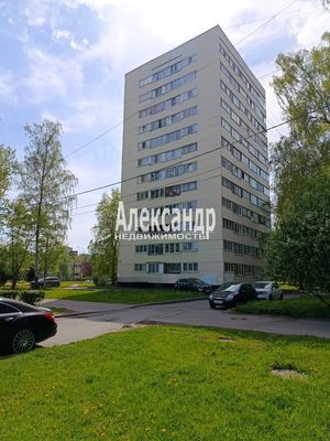 Продам трехкомнатную (3-комн.) квартиру, Ушинского ул, 22/97, Санкт-Петербург г