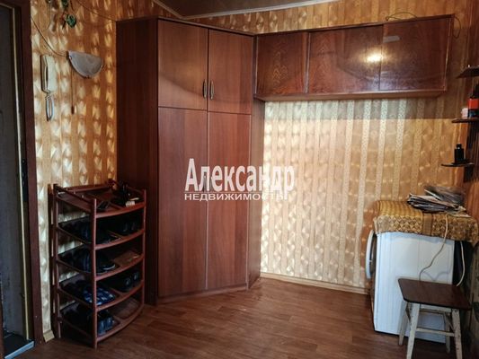 Продам трехкомнатную (3-комн.) квартиру, Ушинского ул, 22/97, Санкт-Петербург г