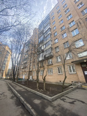 Продам трехкомнатную (3-комн.) квартиру, Василисы Кожиной ул, 8к3, Москва г