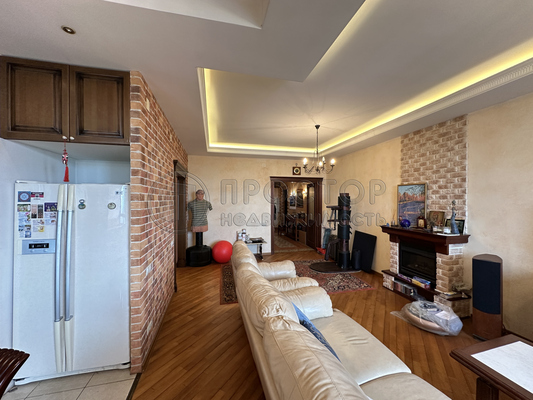Продам многокомнатную квартиру, Астрадамский проезд, 4Ак2, Москва г