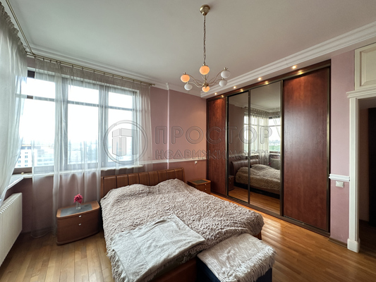 Продам многокомнатную квартиру, Астрадамский проезд, 4Ак2, Москва г