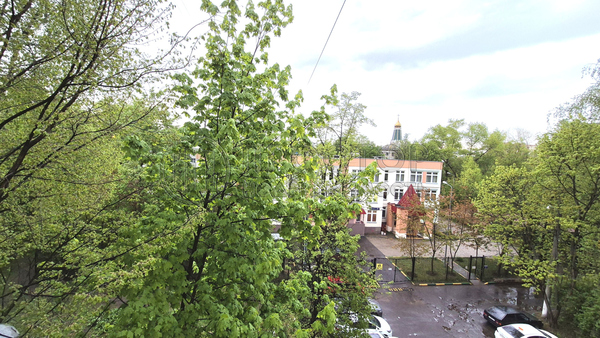 Продам двухкомнатную (2-комн.) квартиру, Щёлковский проезд, 3к2, Москва г