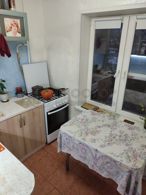 Продам двухкомнатную (2-комн.) квартиру, Большая Переяславская ул, 10, Москва г