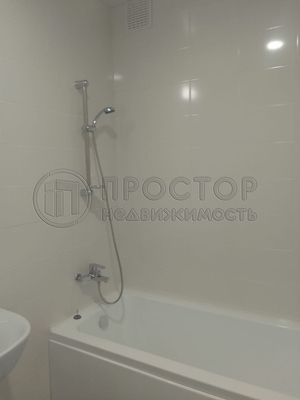 Продам трехкомнатную (3-комн.) квартиру, Мартеновская ул, вл39, Москва г