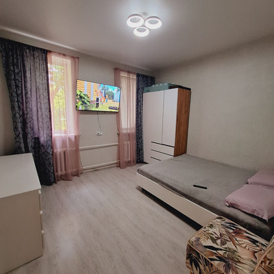 Продам трехкомнатную (3-комн.) квартиру, Чапаева ул, 3, Быково рп