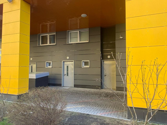 Продам трехкомнатную (3-комн.) квартиру, Радужная ул, 6к1, Видное г