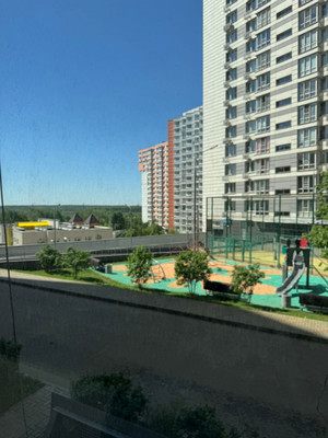 Продам трехкомнатную (3-комн.) квартиру, Радужная ул, 6к1, Видное г