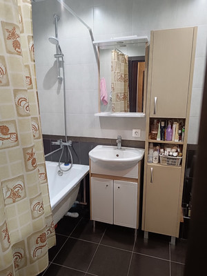 Продам однокомнатную (1-комн.) квартиру, Петровский б-р, 3к2, Мурино п