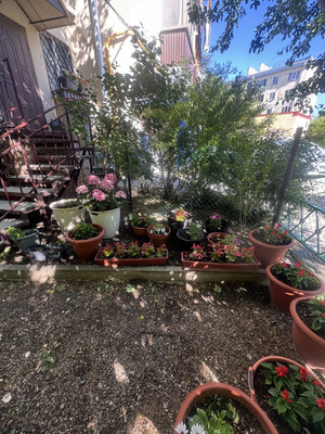 Продам трехкомнатную (3-комн.) квартиру, Гагарина ул, 17а, Симферополь г