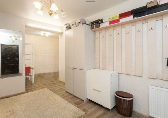 Продам двухкомнатную (2-комн.) квартиру, Лукашова пер, 2, Калининград г