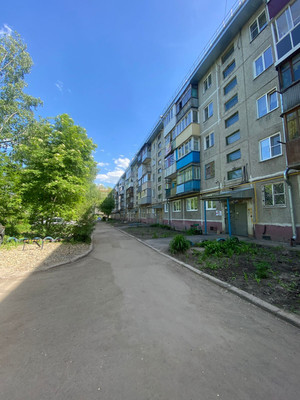 Продам трехкомнатную (3-комн.) квартиру, Антона Петрова ул, 230, Барнаул г