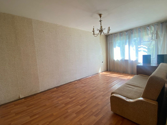 Продам трехкомнатную (3-комн.) квартиру, Антона Петрова ул, 230, Барнаул г