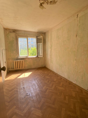 Продам трехкомнатную (3-комн.) квартиру, Антона Петрова ул, 230, Барнаул г