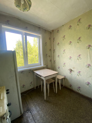 Продам трехкомнатную (3-комн.) квартиру, Антона Петрова ул, 230, Барнаул г
