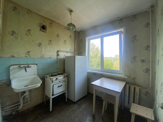 Продам трехкомнатную (3-комн.) квартиру, Антона Петрова ул, 230, Барнаул г