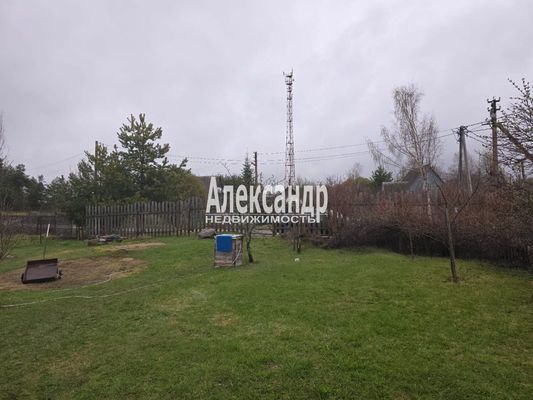 Продам дом, Школьная ул, 18, Коммунары п, 130 км от города