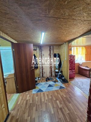 Продам дом, Школьная ул, 18, Коммунары п, 130 км от города