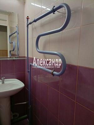 Продам трехкомнатную (3-комн.) квартиру, Московский пр-кт, 205, Санкт-Петербург г