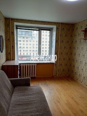 Продам трехкомнатную (3-комн.) квартиру, Московский пр-кт, 205, Санкт-Петербург г