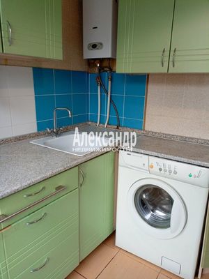 Продам трехкомнатную (3-комн.) квартиру, Московский пр-кт, 205, Санкт-Петербург г