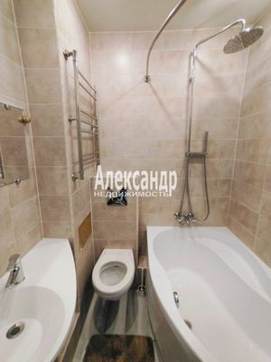 Продам однокомнатную (1-комн.) квартиру, Авиаторов Балтики пр-кт, 15, Мурино п